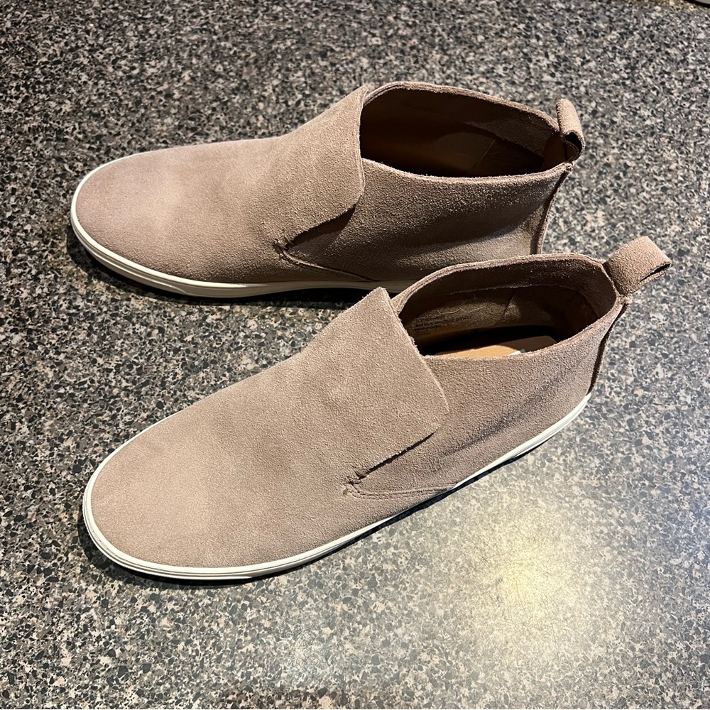 DV Ankle Boots